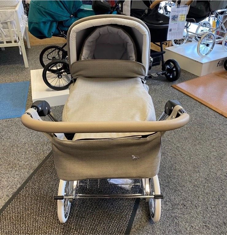 Hesba Condor Coupe Luxus Kinderwagen Beige mit viel Zubehör in Hannover