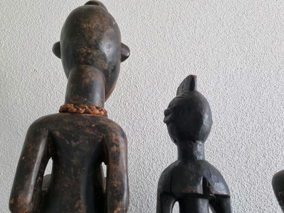 Afrikanische Figuren Statue Figur in Wehr