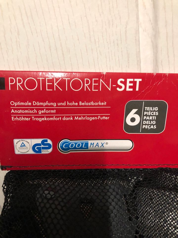 Nagelneues Proterktorenset in Thale