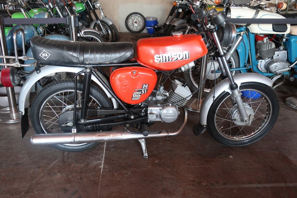 Simson S51 N mit 20275 km auf dem Tacho aus dem Jahr 1985 in Mansfeld