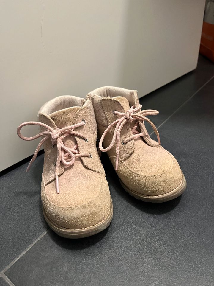 Ugg Kinder Stiefel in Regensburg