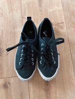 H&M Stoffsneaker Sneaker Turnschuhe Gr. 35 Niedersachsen - Tappenbeck Vorschau