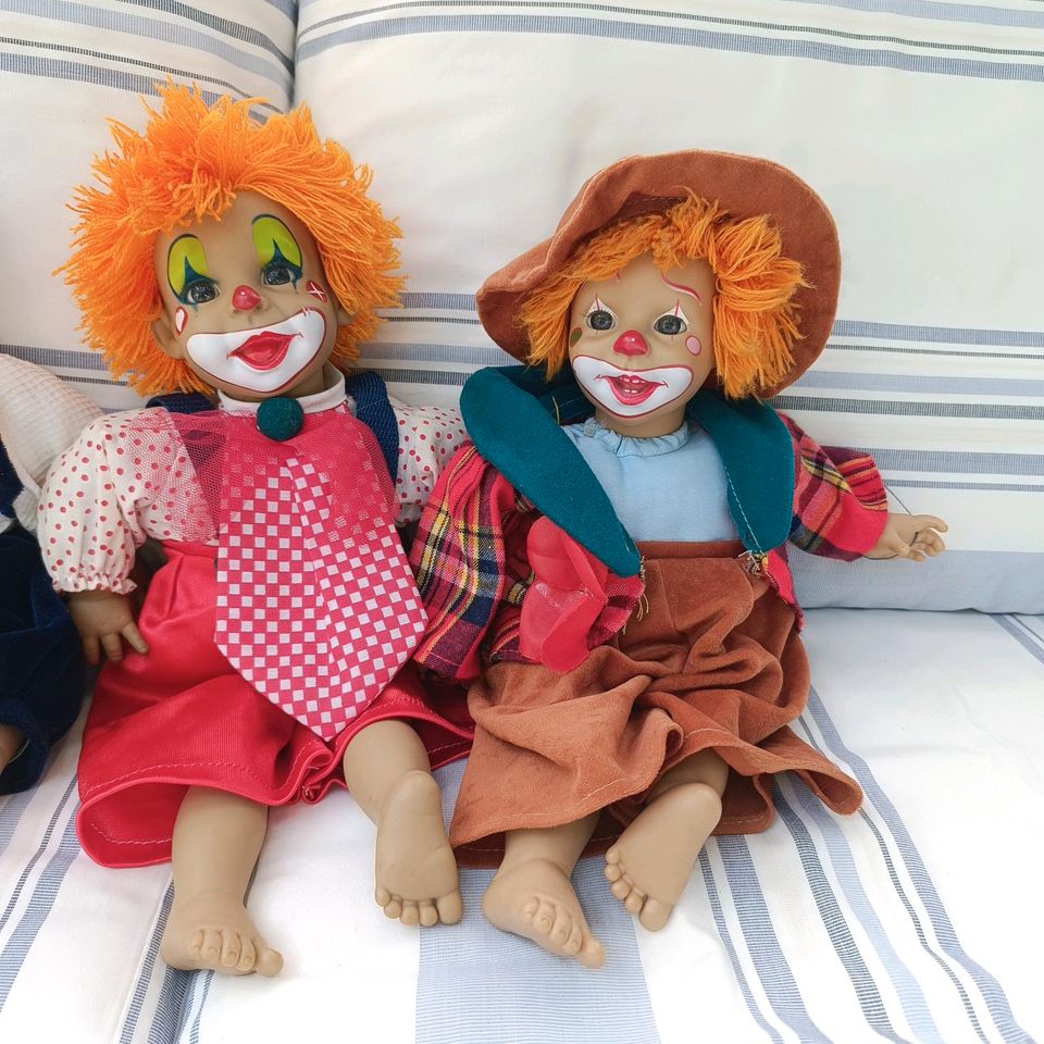 Clown Puppen Mädchen und Junge Panre in Raunheim