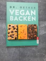 Dr. Oetker Vegan Backen neuwertig Backbuch Kochbuch Frankfurt am Main - Niederursel Vorschau