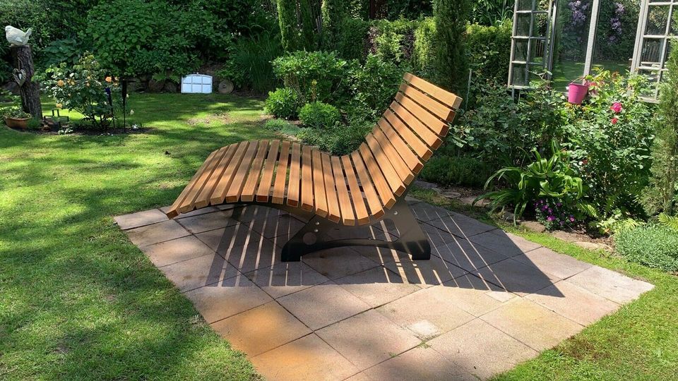 Waldsofa XXL starr 1,65m / Sonnenliege / Wellenliege / Relaxliege / Liegebank Bangkirai Holz in Sassenberg