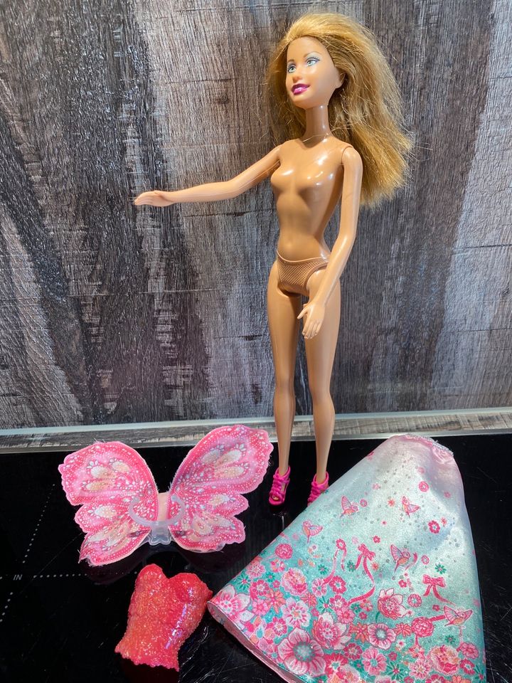 Barbie Puppe Fairytopia Mermaidia Glitter Swirl Fee Mattel in Bottrop