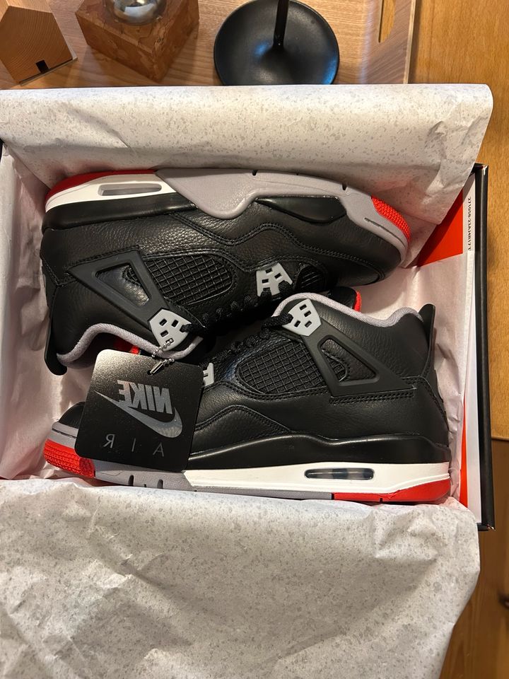 Air Jordan 4 retro gs bred in Berlin