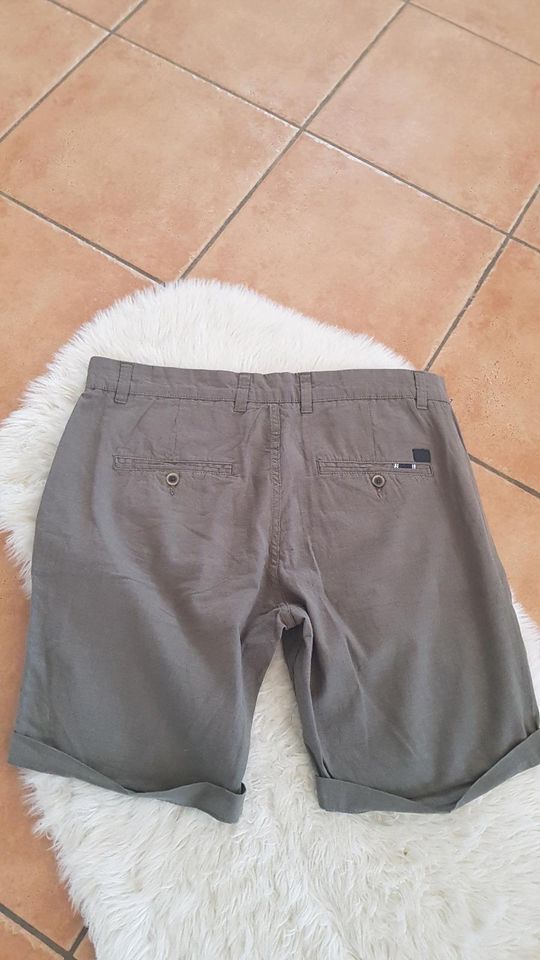 Herren Short Jack & Jones Regular Gr L #Neu# in Schöne Aussicht, Gem Masburg