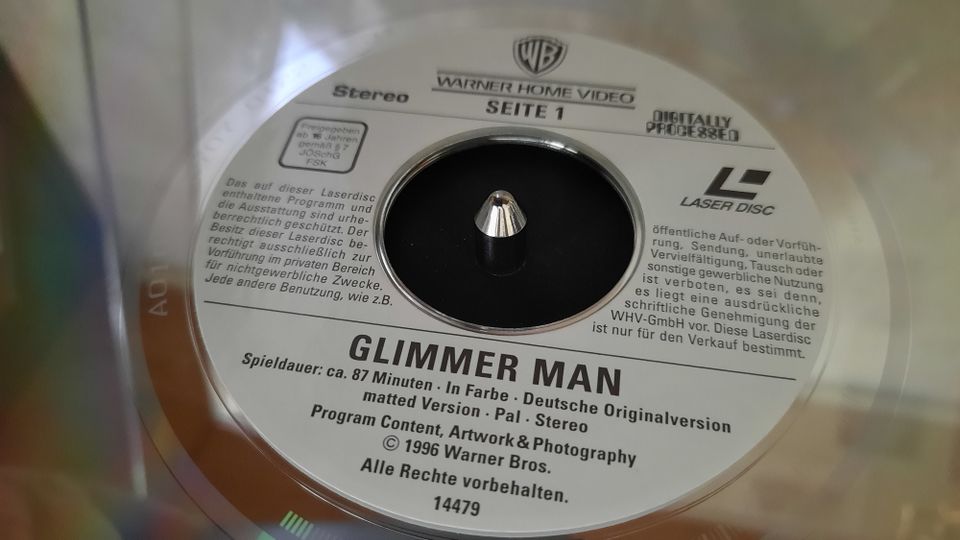 Laser Disc Glimmer Man in Berlin