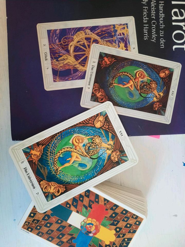 Tarot Handbuch und Karten von Aleister Crowley in München