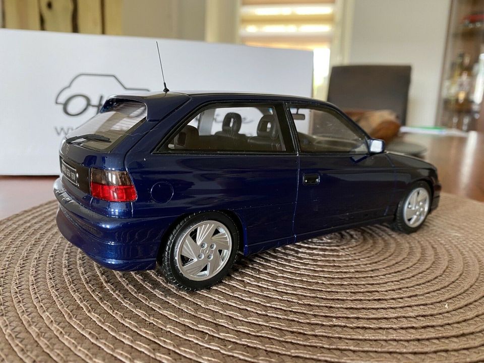 Opel Astra F 2.0 16v GSI Otto mobile 1:18 RAR sehr selten in Oberheldrungen