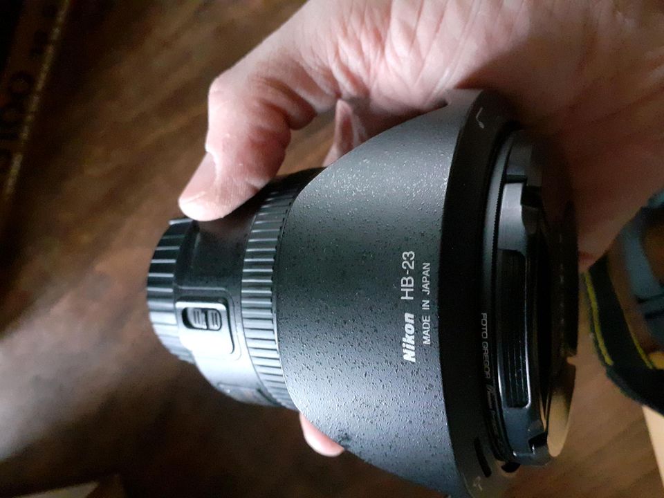 Nikon D5100 D 5100 Spiegelreflexkamara + Zubehör Objektiv in Lehrte