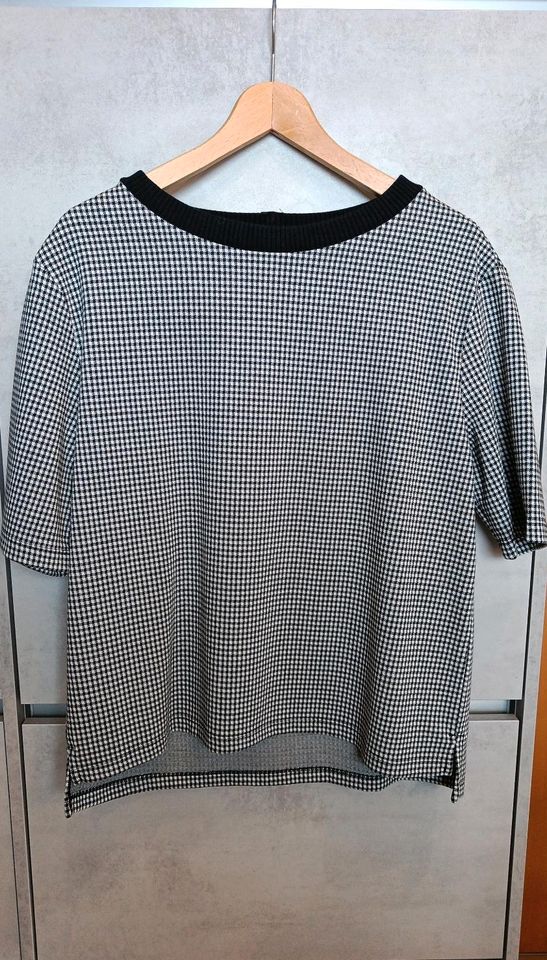 Esprit Pullover Shirt Gr. L 40 schwarz weiß wie neu TOP in Marsberg