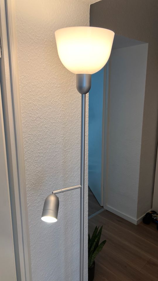 Lampe Nachtlicht Stehlampe in Duisburg