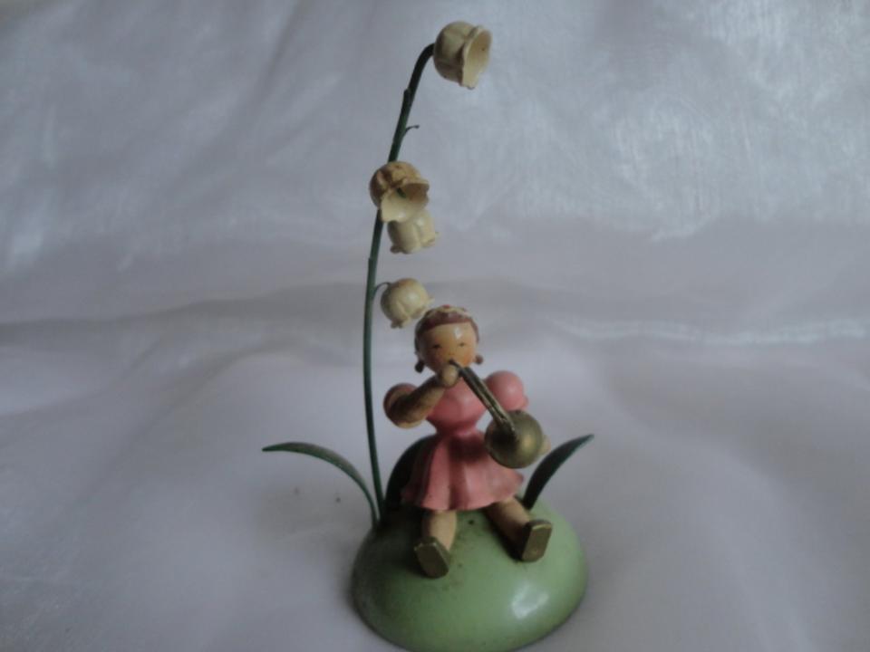 Blumenmädchen Erzgebirge Blasinstrument – 10cm hoch – Holz Figur in Rostock