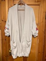 Blutsgeschwister Mantel Strickmantel bestickt Gr. L XL Schleswig-Holstein - Kremperheide Vorschau
