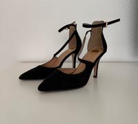 Buffalo Riemchen-Pumps Wildleder Gr. 38 sehr guter Zustand Bochum - Bochum-Nord Vorschau