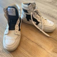 Nikkie Sportschuhe in 38 Berlin - Hohenschönhausen Vorschau