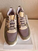 Neu Deichmann grün Gold sneaker Größe 40 Düsseldorf - Oberbilk Vorschau