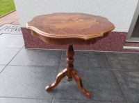 Kleiner Tisch aus Massivholz, 53 x 53 cm, Top-Zustand, wie neu! Hannover - Linden-Limmer Vorschau