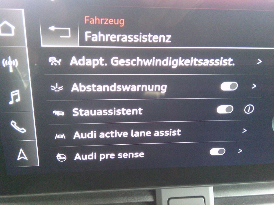 Audi A4 Avant 40 TDI quattro ACC Leder Navi Kamera in Keltern