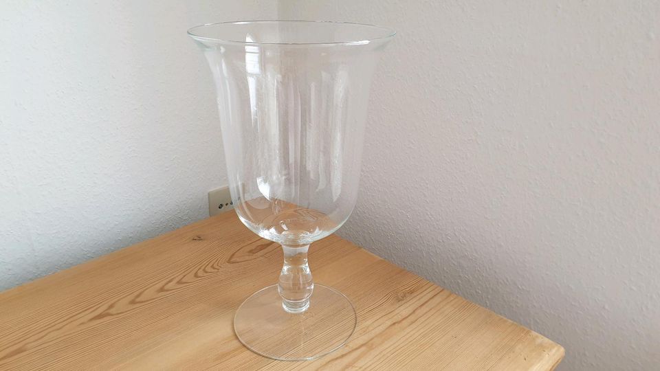 Windlicht Teelichthalter Glas Stiel groß 37 cm Vase Glasvase Deko in Hessen  - Gersfeld | eBay Kleinanzeigen ist jetzt Kleinanzeigen