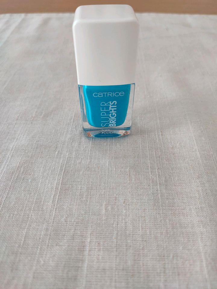 Catrice Nagellack blau in Calau