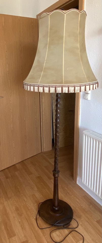 Stehlampe antik Holz für Bastler/als Deko 175 cm Vintage in Rostock