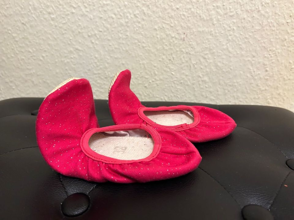 Tanzschuhe Kinder Größe 32 in Berlin