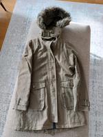 Parka / Mantel  / Jacke in khaki / olivgrün von Esprit in Größe S Stuttgart - Weilimdorf Vorschau