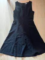 Langes schwarzes Kleid, ärmellos H&M, L. 40 Berlin - Wilmersdorf Vorschau