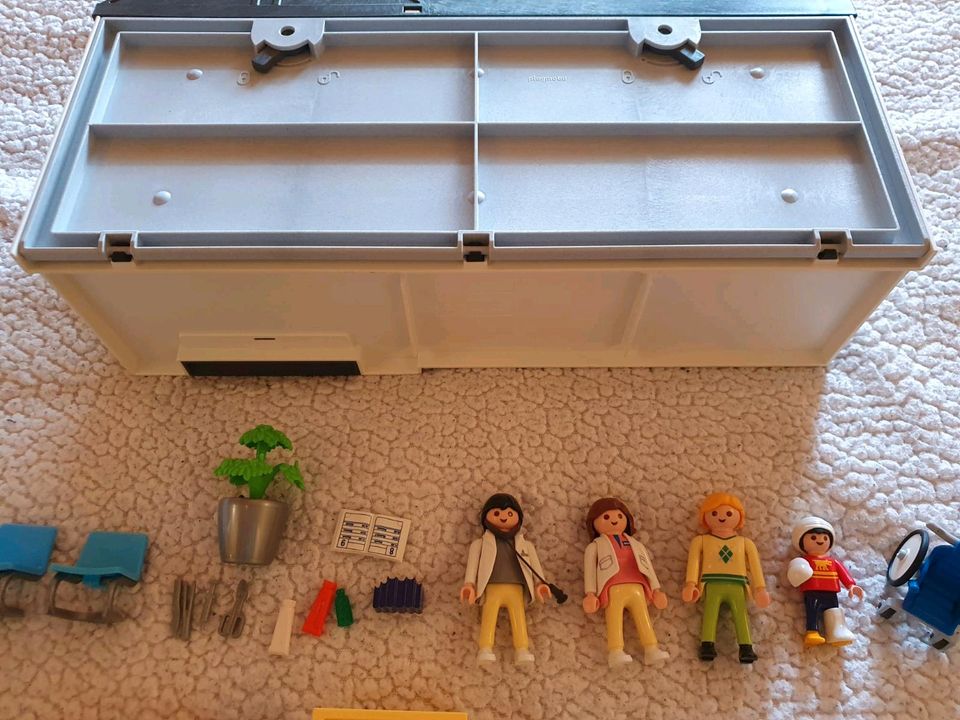 Playmobil Nr. 5953 "Mitnehm-Krankenhaus" in Maxdorf