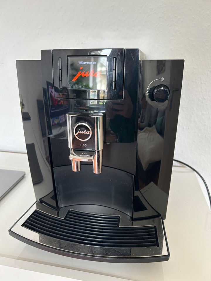 Kaffeemaschine Jura E60 in Plauen