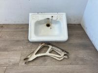 #A altes DDR Emaille Waschbecken Vintage Badezimmer klein weiß Sachsen - Burgstädt Vorschau