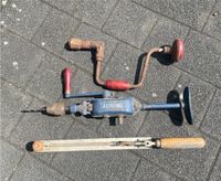 alte Werkzeuge, Handbohrmaschine Aurowa, Kurbelbohrer, Brustleier Nordrhein-Westfalen - Euskirchen Vorschau
