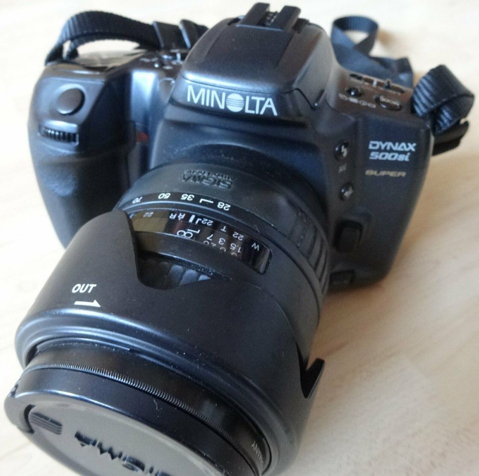 Minolta Dynax 500si Super Spiegelreflexkamera mit Zubehör in Fraunberg