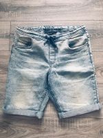 Herren Jeans-Shorts in hellblau Größe: M 48/50 Nordrhein-Westfalen - Grevenbroich Vorschau