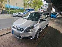 Opel Zafira B mit neuen Tüv bis Dienstag Reserviert Friedrichshain-Kreuzberg - Kreuzberg Vorschau