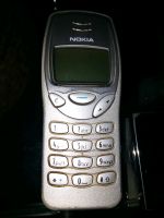 Nokia 3210 funktioniert top Niedersachsen - Delmenhorst Vorschau