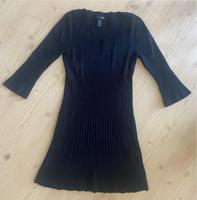 Kleid, Strickkleid, schwarz, Größe M Brandenburg - Birkenwerder Vorschau