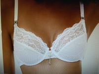 Lascana B, Spitze und Strass, Gr. 80 B; NEU Hessen - Wehrheim Vorschau