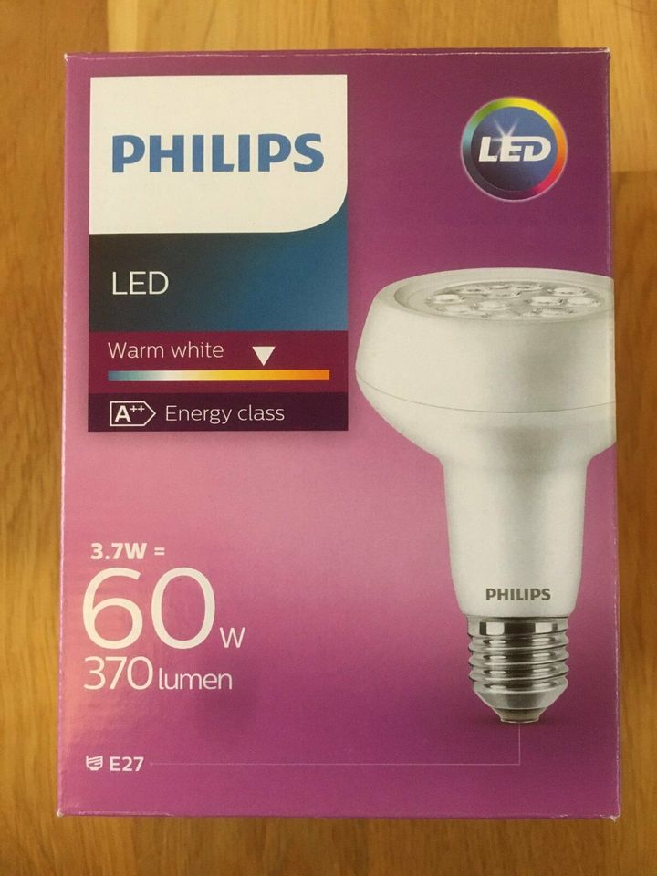 3 Stück Philips LED Lampe ersetzt 60 W, E27, warmweiß (2700K) NEU in Dresden