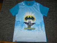 T-Shirt von Batman Gr. 140 (fällt kleiner aus) Hessen - Rabenau Vorschau