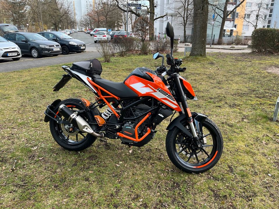 KTM 125 Duke in Nürnberg (Mittelfr)