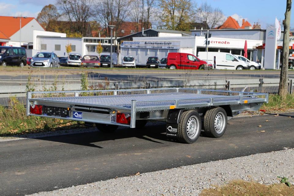 NEU Fahrzeugtransporter Anhänger Blyss 450x198cm 2700kg zGG in Seesen