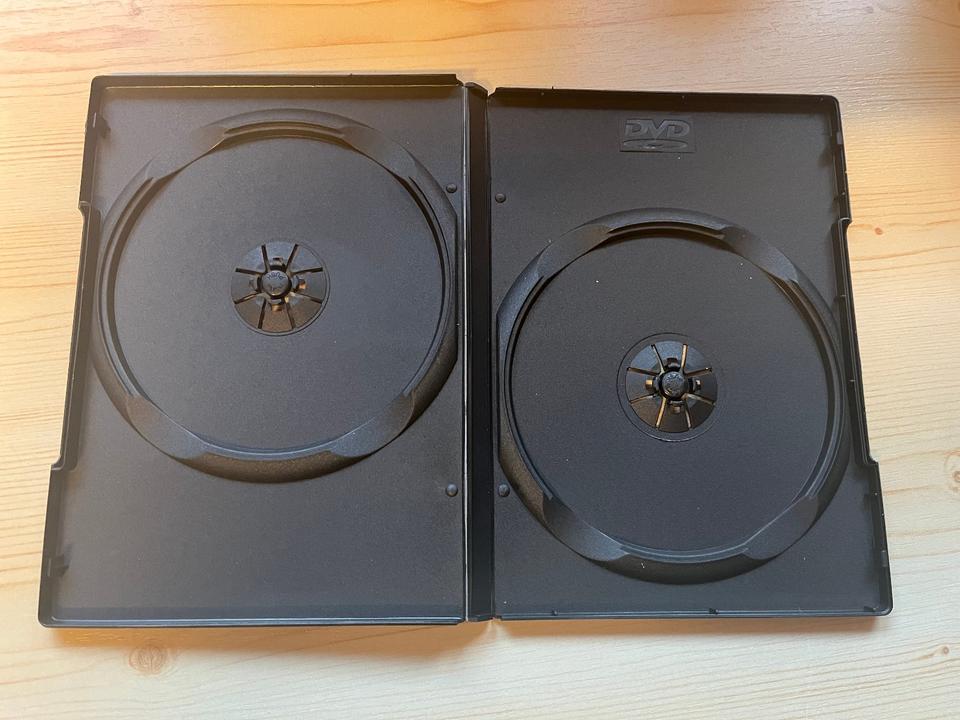 9 DVD-Hüllen - 6 x für 3 CDs, 2 x für 2 CDs, 1 x für 1 CD - gebra in Holzwickede