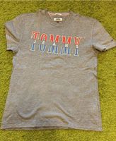 6 Stück Tommy Hilfiger T Shirts Gr. M/ 50/52 ab 8€ bis 15€ Rheinland-Pfalz - Leiningen Vorschau