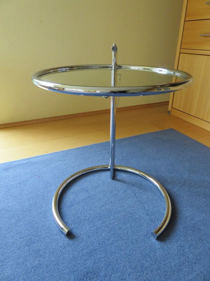 Beistelltisch Adjustable Table, ClassiCon Eileen Gray in Delbrück