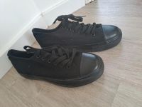 Schwaze Schuhe in Chuck Style Niedersachsen - Melle Vorschau