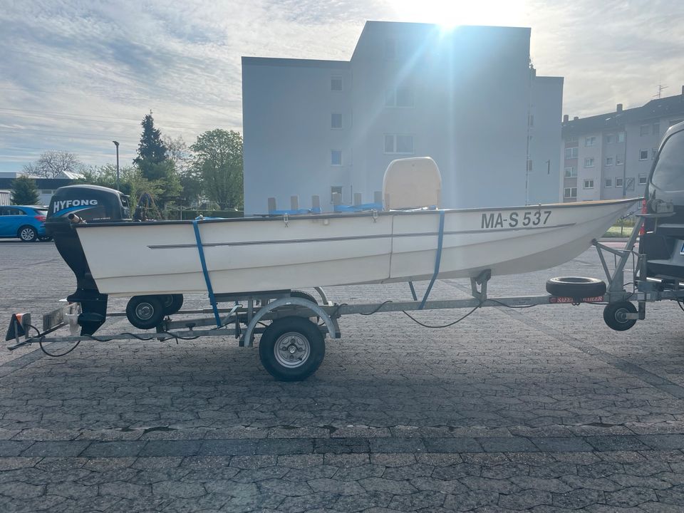 Angelboot Motorboot 4PS/15PS mit Trailer in Bensheim